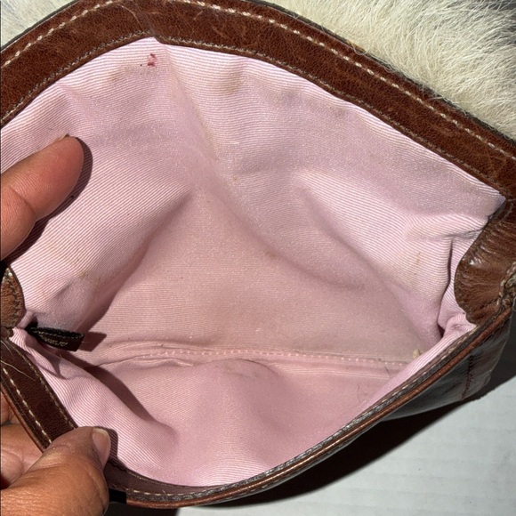 Coach Shearling Galaxy Chestnut Brown
Leather Buckle Wristlet Wallet - Picture 5 of 8